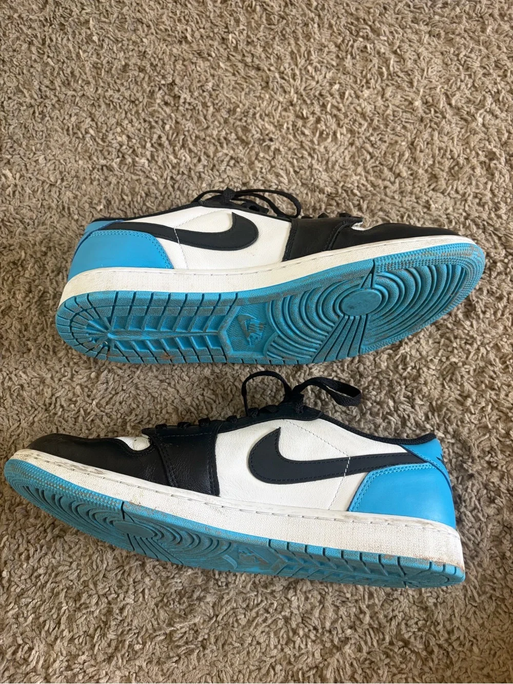 Size 11.5 Men Jordan 1 Retro Low OG Black Dark Powder Blue Pre Owned As is - Picture 5 of 8